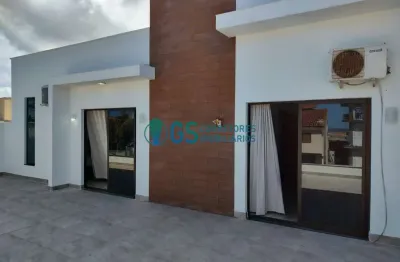 Excelente casa duplex com 04 domritórios e piscina a 100 metros da praia pinheira/sc