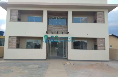 Predio com 04 apartamentos a poucos passos da praia da pinheira