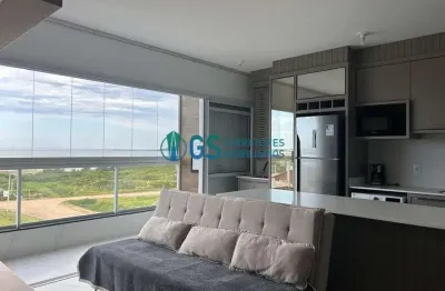 Apartamento com vista mar, elevador e piscina na praia da pinheira