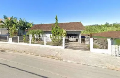 Casa com 3 quartos à venda na Rua Willy Tilp, Nova Brasília, Joinville