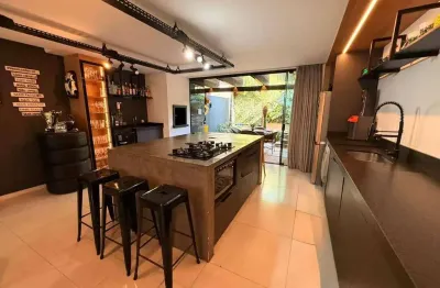Casa com 3 quartos à venda no Glória, Joinville 