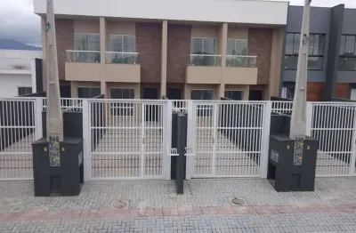Casa com 2 quartos à venda na Vila Nova, Joinville 