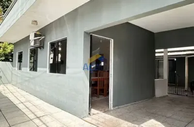 Casa semi mobiliada com 1 suíte no bairro dom bosco em itajai/sc