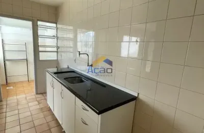 Apartamento semi mobiliado com 02 dormitórios no bairro centro em itajaí/sc