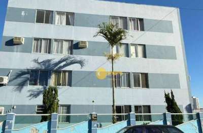 Apartamento semimobiliado com 3 dormitórios no são joão