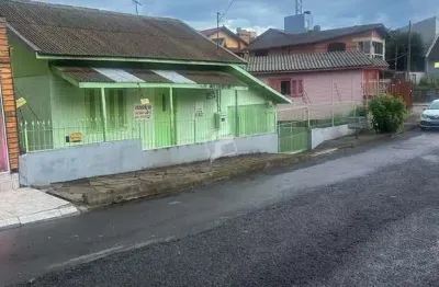 Casa com 3 quartos à venda na Rua Angelo Colombo, 3294, Pioneiro, Caxias do Sul