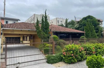 Casa para venda em joinville, santo antonio, 4 dormitórios, 1 suíte, 3 banheiros, 4 vagas