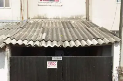 Casa com 2 quartos à venda na rua juiz de paz josé da rocha, 47, ganchinho, curitiba, 60 m2 por r$ 165.000