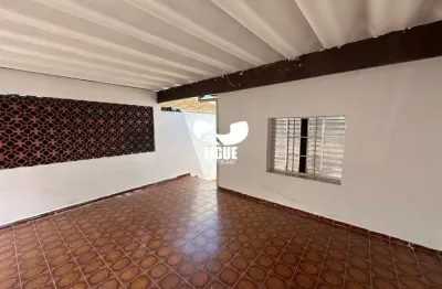 Casa com 2 quartos para alugar na rua parintins, 172, vila floresta, santo andré por r$ 2.800