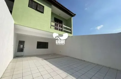 Casa com 3 quartos para alugar na Rua Nigéria, 32, Parque Oratório, Santo André por R$ 3.900