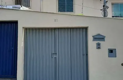 Apartamento à venda no bairro Primeiro de Maio - Belo Horizonte/MG