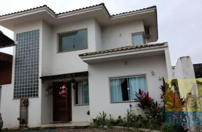 Sobrado com 4 dormitórios à venda, 226 m² por r$ 2.300.000,00 - centro - balneário piçarras/sc