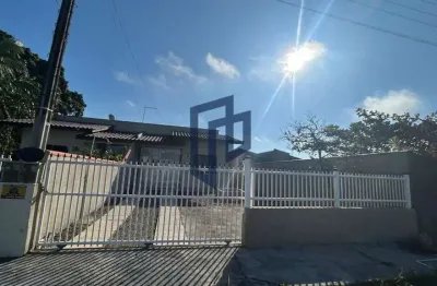 Casa com 3 quartos para alugar na rua hermínio da silva neto, 578, brasília, itapoá por r$ 2.350