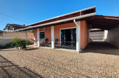 Casa com 3 quartos à venda na Rua Paulo Bauer, 87, Meia Praia, Navegantes