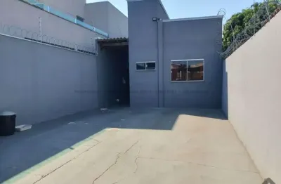 Casa ampla rica em armários planejados no bairro jardim presidente