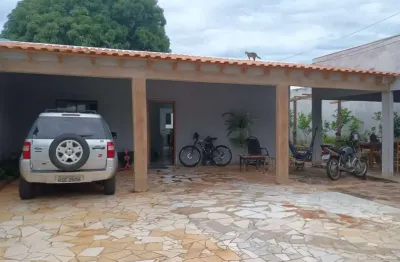 Casa com 4 quartos à venda na rua bela cintra, 100, tiradentes, campo grande por r$ 500.000