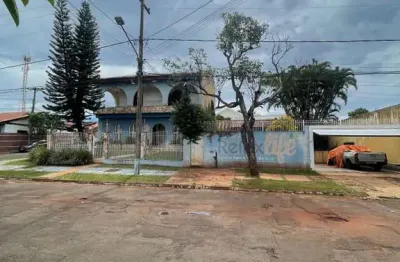 Casa com 3 quartos à venda na Moreira Cabral, 85, Vila Planalto, Campo Grande