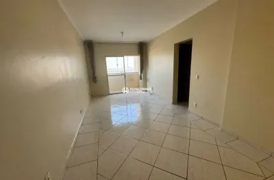 Apartamento com 2 quartos para alugar na Rua Bernardino de Campos, Centro, Indaiatuba por R$ 2.480