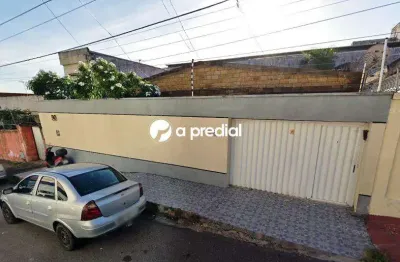 Casa com 4 quartos à venda em São João do Tauape, Fortaleza 