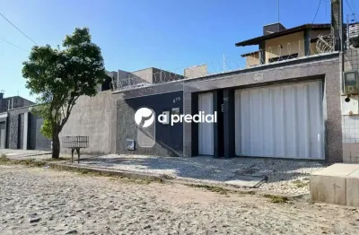 Casa Duplex de Alto Padrao com 303m2 – Conforto, Sofisticacao e Lazer Privativo