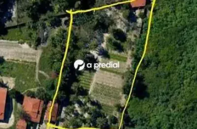 Terreno ha 700 metros da av. odilon guimaraes, escriturado, com poco (agua mineral), murado, com fruteiras, ideal para construcao de cond.