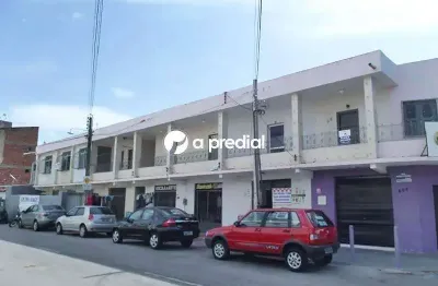 Sala com lavabo, esquina com avenida jovita feitosa.