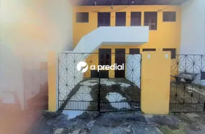 Casa com 2 quartos para alugar no Parreão, Fortaleza 