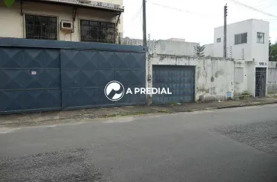 Ponto comercial com 10 salas para alugar no Parreão, Fortaleza 