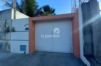 Pronta para morar! casa com 3 quartos e otimo acesso em messejana