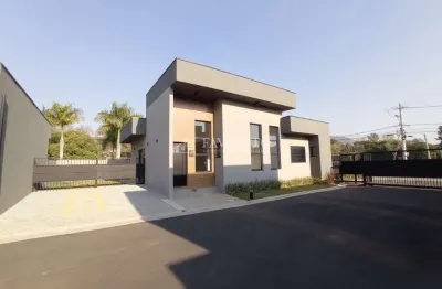 Casa térrea em condomínio na vila santista em atibaia/sp