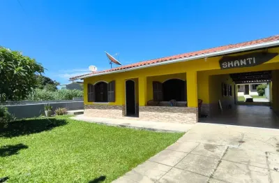 Casa com 5 quartos à venda na Rua Piauí, Bananeiras, Araruama