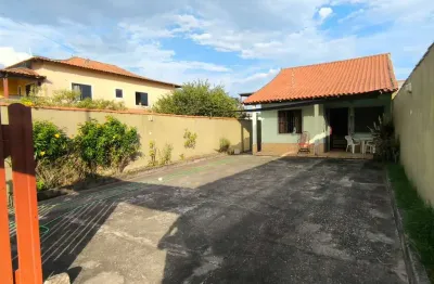 Casa com 2 quartos à venda na Rua Das Rosas, Iguabinha, Araruama