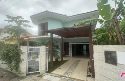 Casa com 4 quartos à venda na Servidão Flor do Campo, 1, Vargem Grande, Florianópolis