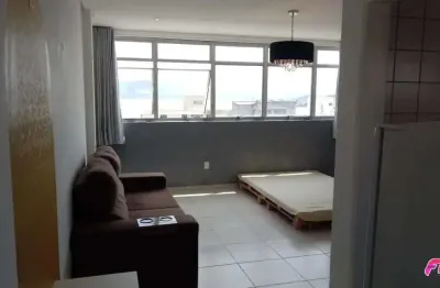 Apartamento em andar alto e vista livre no centro de florianópolis