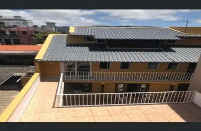 Casa no centrinho da lago da conceição - bom investimento para hospedagens