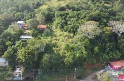 Terreno com 1500m² e vista permanente para o mar do ribeirão da ilha!!!