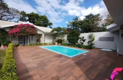 Casa com 3 quartos à venda na Rua Maria Pires Linhares, 1, Campeche, Florianópolis
