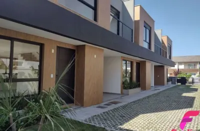 Casa com 3 quartos à venda na Rua Grumixama, 1, Campeche, Florianópolis