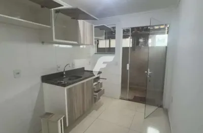 Apartamento 2 quartos sendo uma suíte, para locação anual no campeche