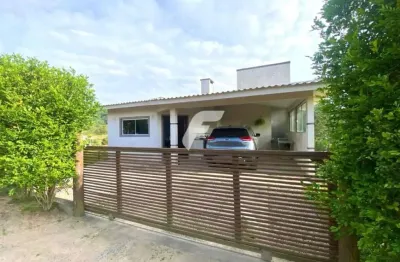 Casa no bairro ambrósio  com 2 dormitorios 01 suite-| garopaba/sc