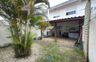 Casa em condomínio fechado com 2 quartos à venda na Rua Tenente Silvestre Rocha, 34, Ribeirão da Ilha, Florianópolis