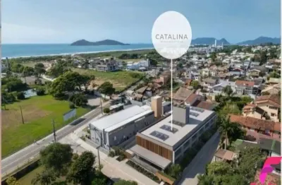 Excelente apartamento tipo de 2 suítes no bairro campeche - florianópolis/sc.