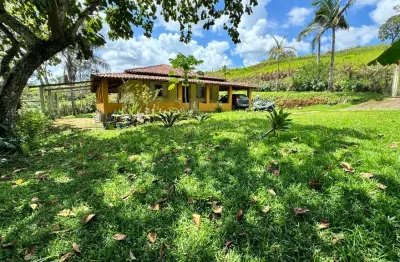 Chácara / sítio com 3 quartos à venda na Praça dos Andradas, Zona Rural, Jacutinga