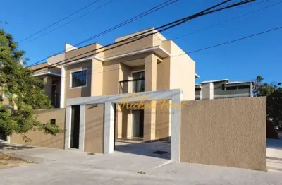 Maravilhosa casa triplex na quadra da praia de costazul, com 3 quartos e terraço para uma gourmet, á venda - 110 m² - costazul - rio das ostras/rj
