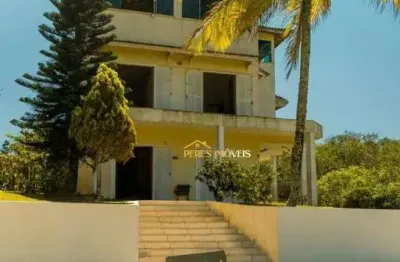 Casa com 3 dormitórios à venda, 267 m² por R$ 2.200.000,00 - Costazul - Rio das Ostras/RJ