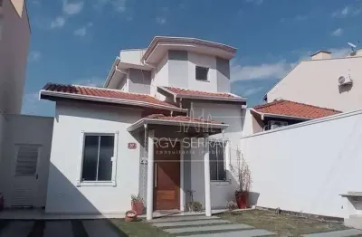 Sobrado com 3 dormitórios à venda, 135 m² por r$ 850.000 - villaggio di itaici - indaiatuba/sp