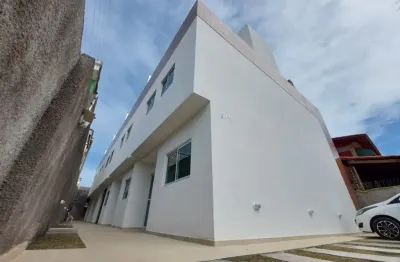 Triplex 4 quartos sendo 2 suítes todo no porcelanato, área gourmet privada. bairro novo - olinda.
