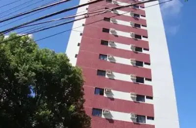 Apartamento com aproximadamente 100m2, 3 quartos sendo 1 suíte, 2 vagas