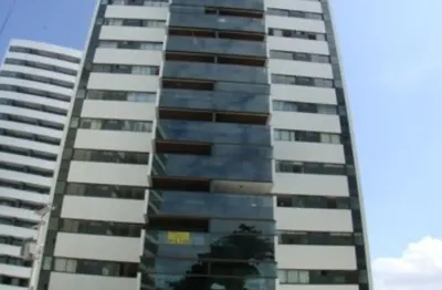 Apartamento com 177m2, 4 quartos sendo 2 suítes, 3 vagas!