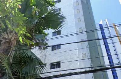 Apartamento com aproximadamente 160m2, 3 quartos sendo 1 suíte, 1 vaga!